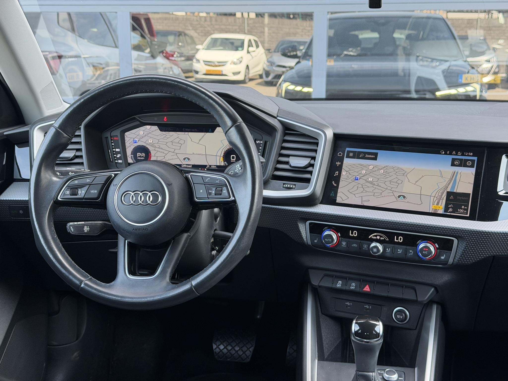 Audi A1 Sportback 30 TFSI Pro Line Navi | LED | 1e eigenaar, Stof, Bedrijf, Hatchback, 5 stoelen