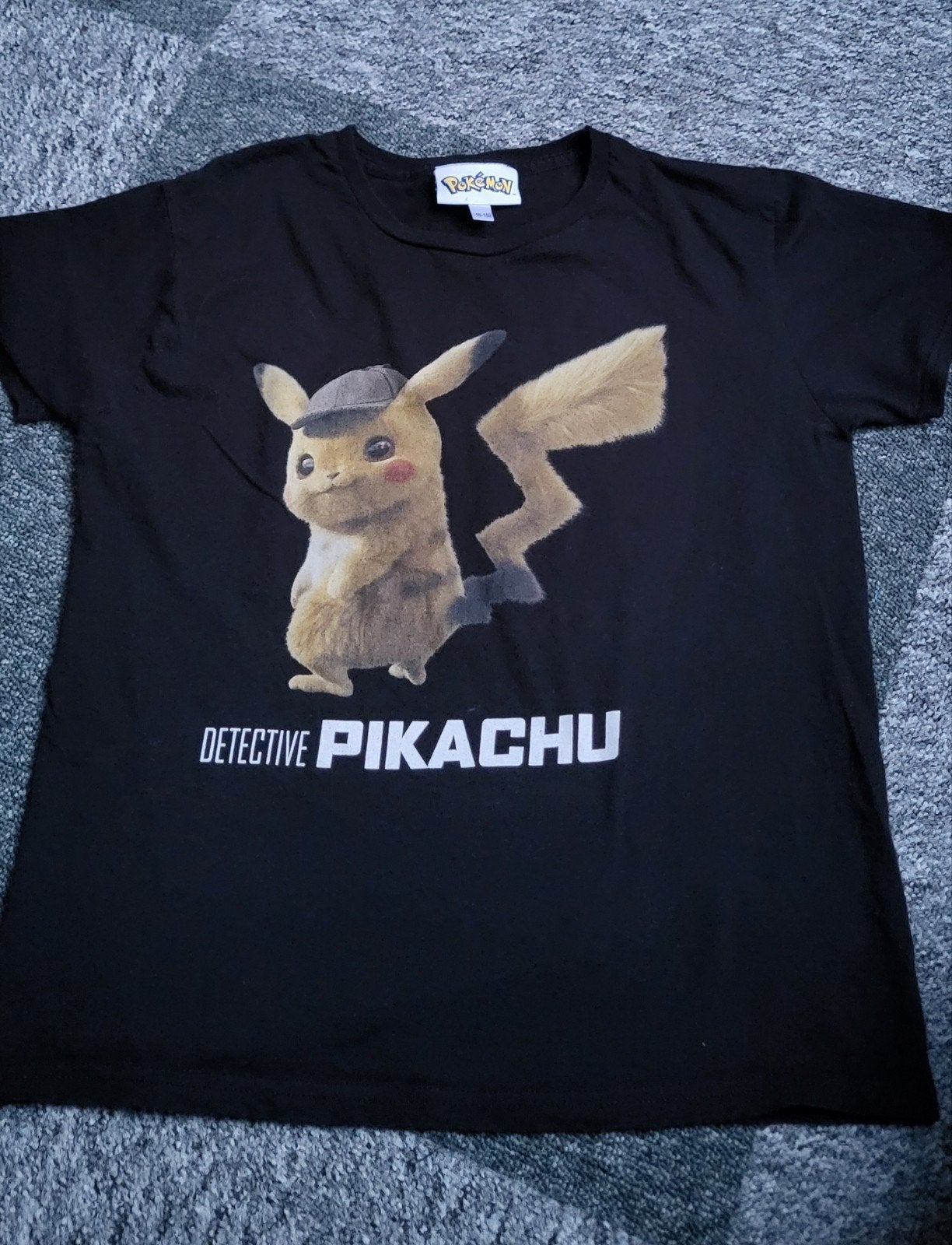 Pokemon Pikachu set t-shirt + gadgets (schijfjes en lampje), Ophalen of Verzenden, Jongen of Meisje