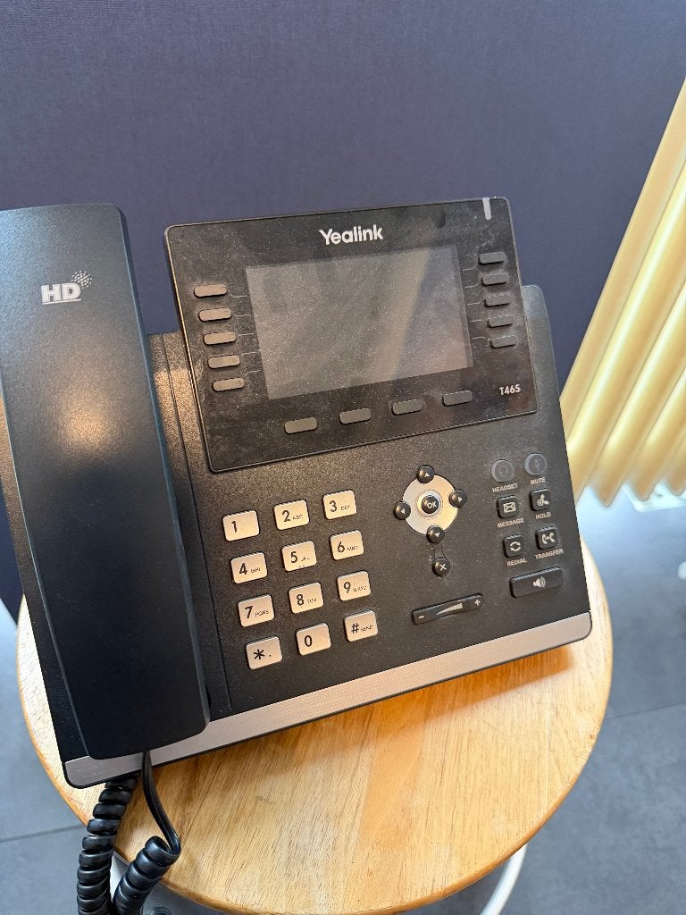 Yealink T46S telefooncentrale met 2 Yealink T41S toestellen, Ophalen of Verzenden, Gebruikt