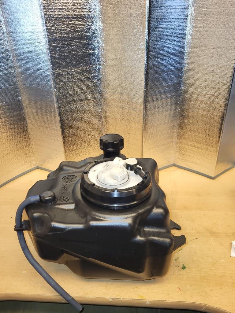 Brandstoftank brandstofpomp voor yamaha neos - Gebruikt, Ophalen of Verzenden, Gebruikt