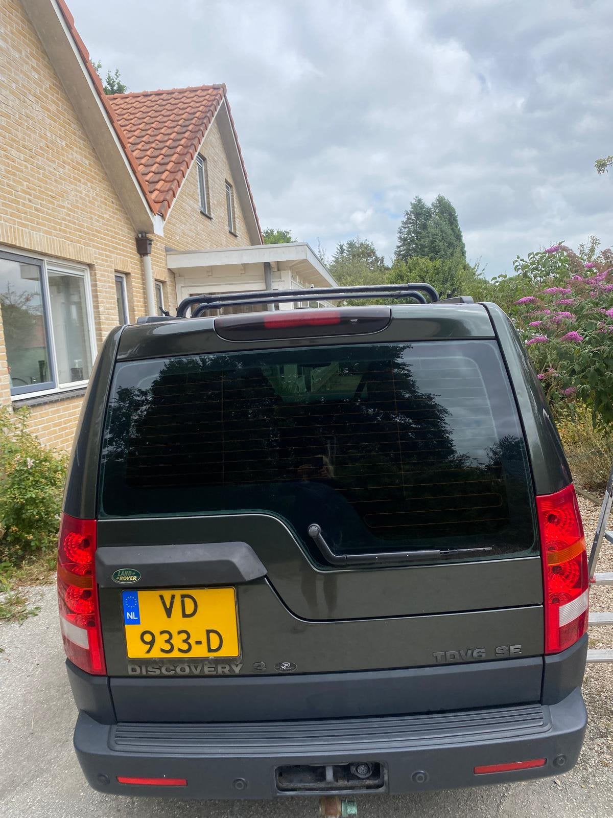 Land Rover Discovery 3 dakdragers, Ophalen