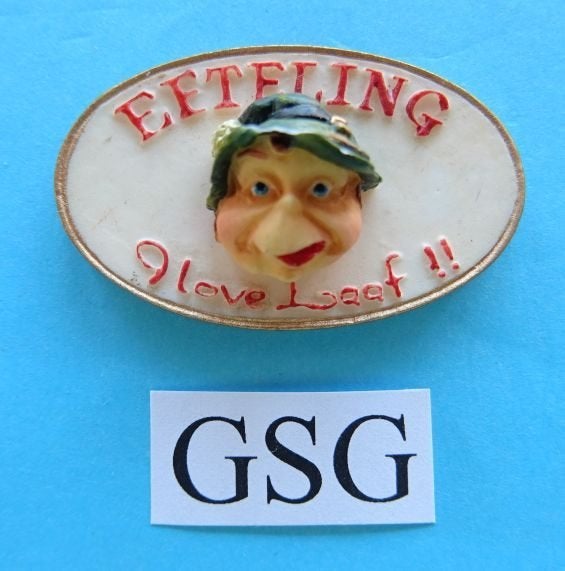 I love Laaf 2 nr. EPP50977-02, Verzamelen, Efteling, Ophalen, Zo goed als nieuw, Button of Speldje
