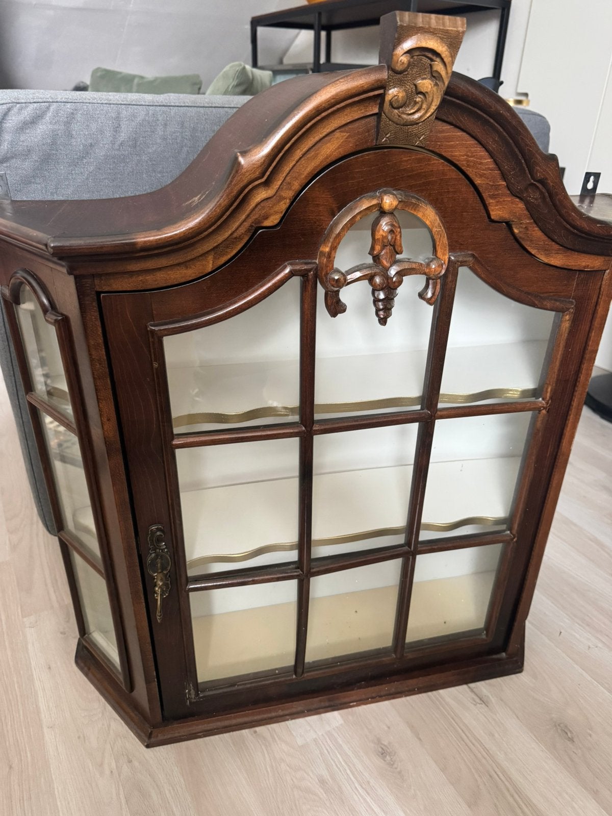 Vitrinekastje met sleutel en plankjes, Huis en Inrichting, Kasten | Vitrinekasten, Ophalen, 50 tot 100 cm, Minder dan 25 cm, Minder dan 100 cm