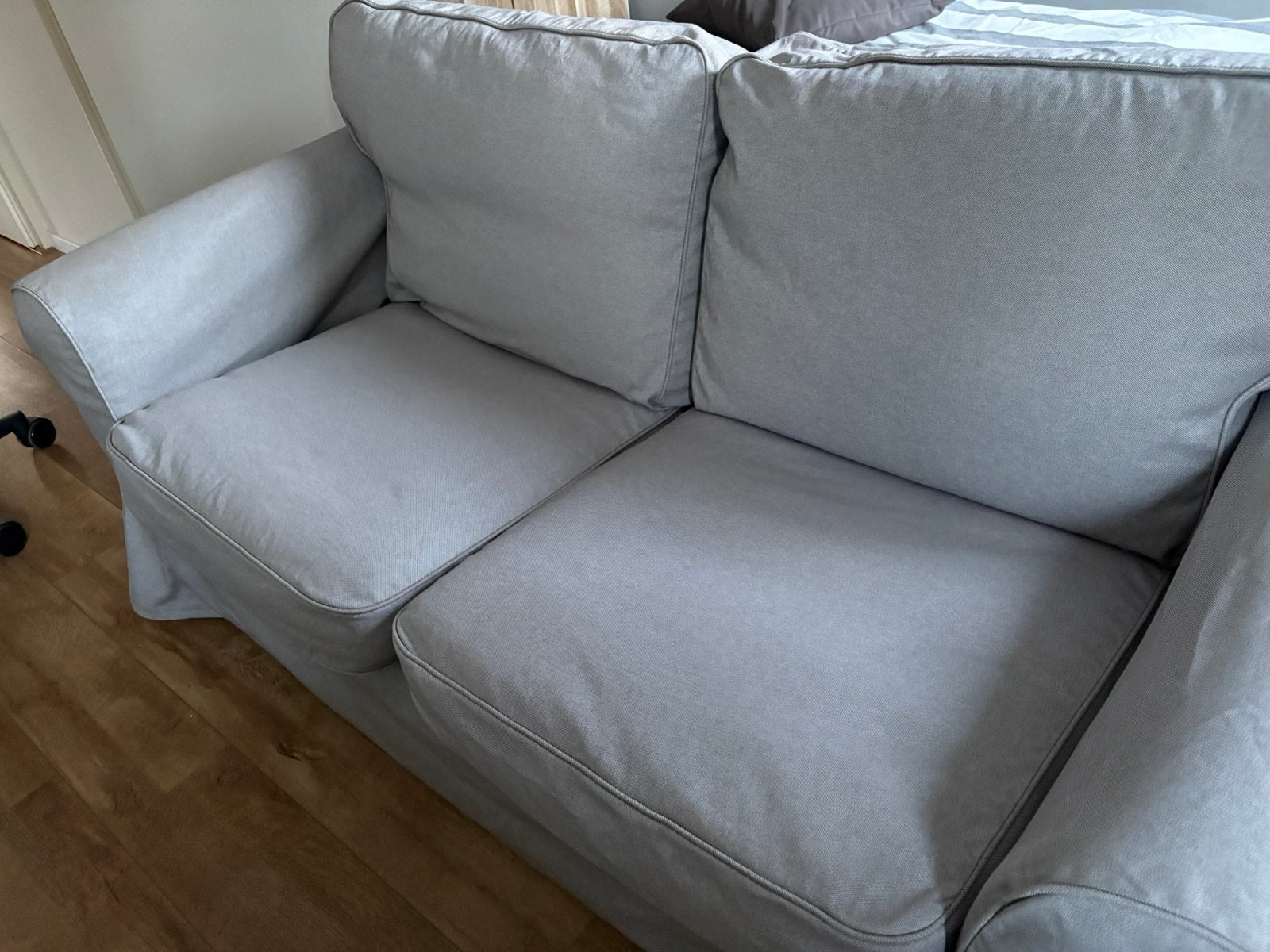 Ektorp 2 zits met zgan. hoes beige grijs nu 100 euro, Ophalen, Gebruikt, Tweepersoons, 75 tot 100 cm
