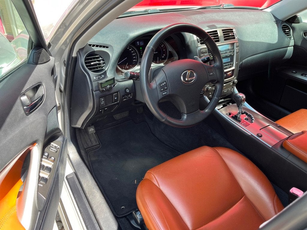 Lexus IS 250 Business 208pk Automaat / Autom.airco / Leer /, Auto's, Achterwielaandrijving, Gebruikt, 1535 kg, 208 pk