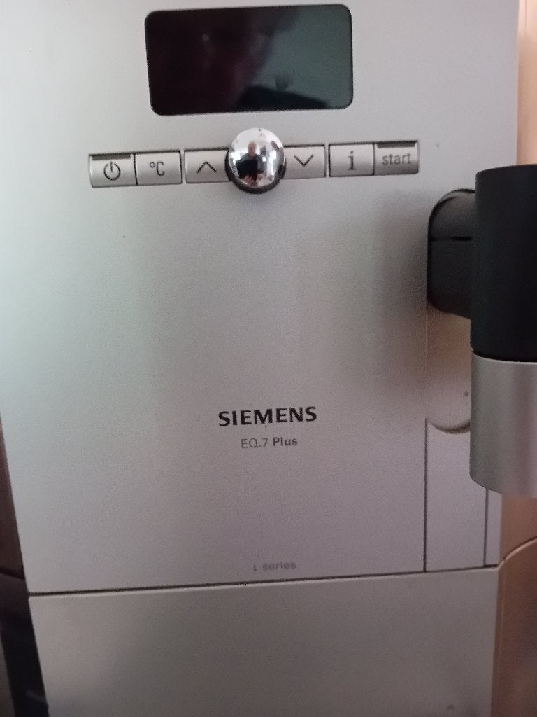 Siemens  koffiemachine Q7 Plus DEFECT, Gebruikt, Koffiemachine, Koffiebonen, Ophalen