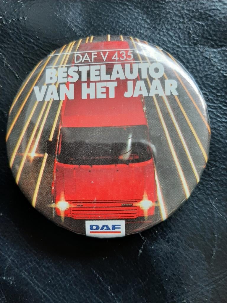 Buttons., Ophalen of Verzenden, Gebruikt, Merk, Button