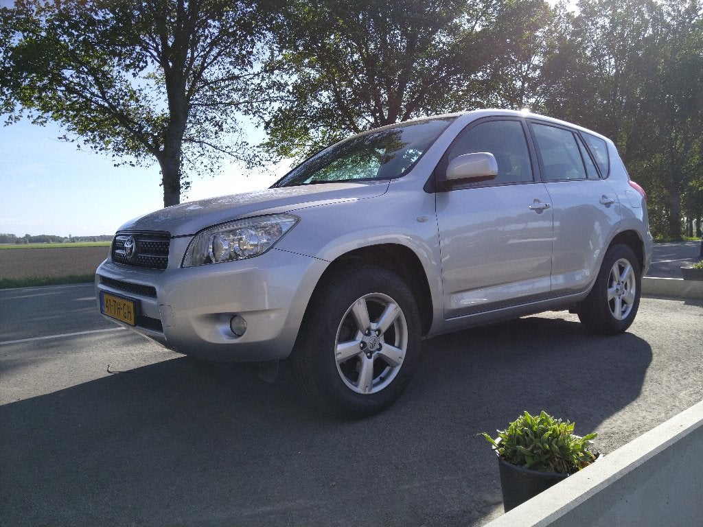 Toyota Rav4 2.0 16V Vvt-i AUT 2006 Grijs, Automaat, 1998 cc, Zwart, 4 cilinders