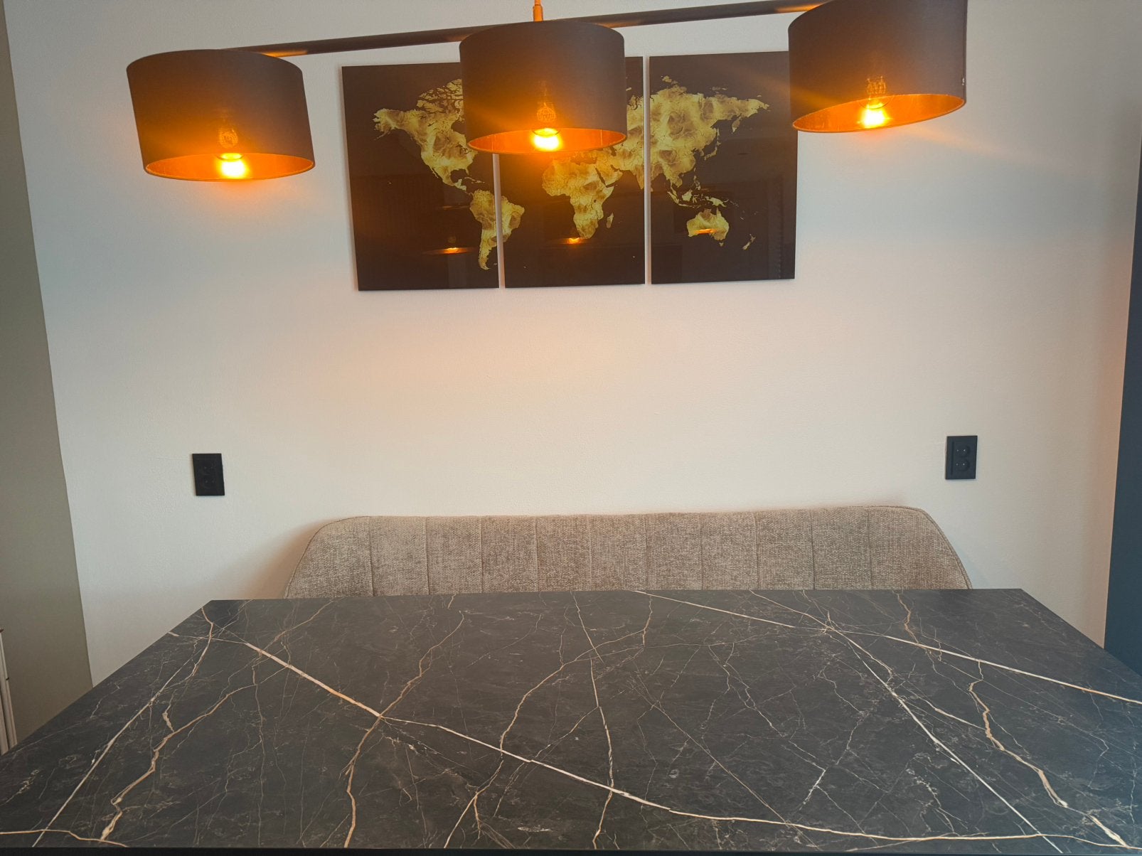 Eettafel zo goed als nieuw 190 bij 90