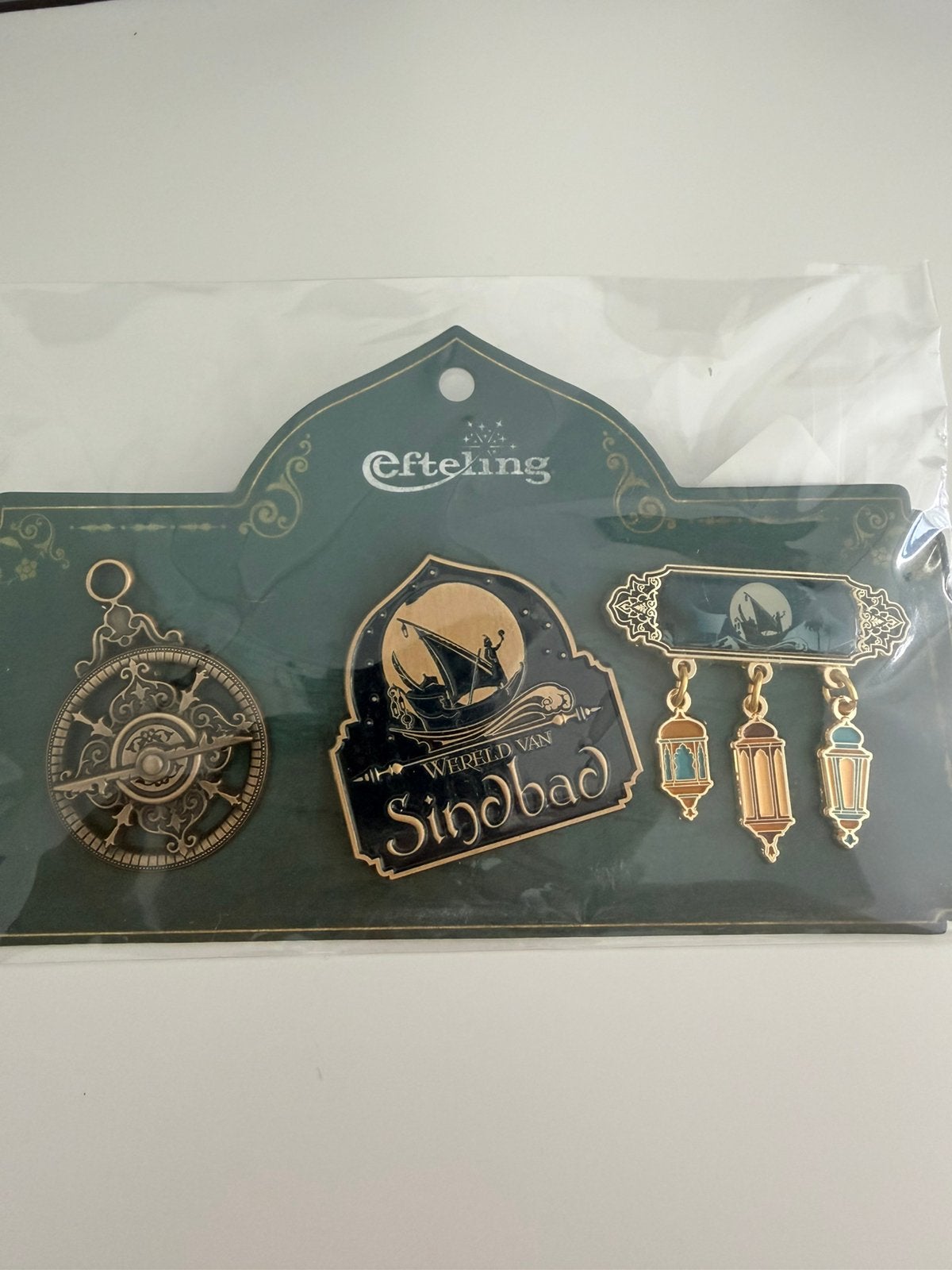 Pin sindbad efteling, Ophalen of Verzenden, Zo goed als nieuw, Button of Speldje
