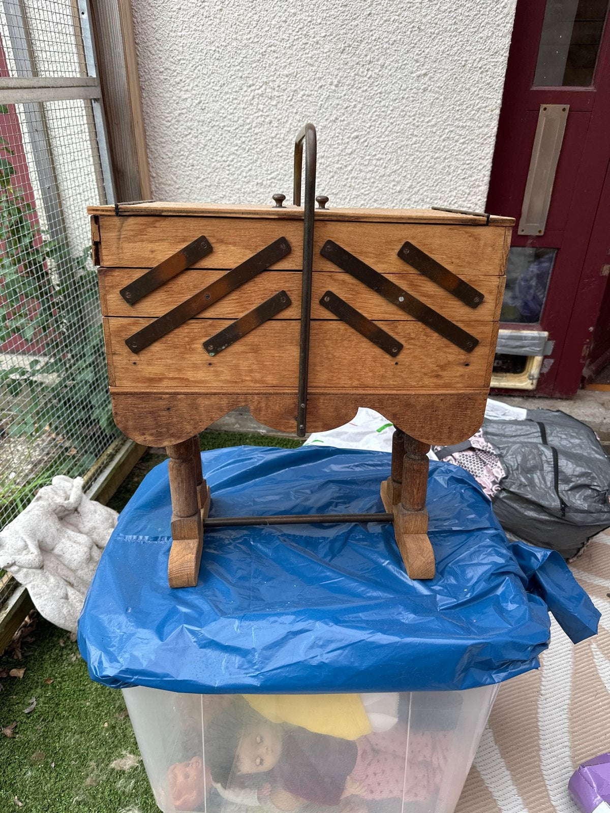 Vintage houten naaikist op standaard, Ophalen, Gebruikt, Overige typen
