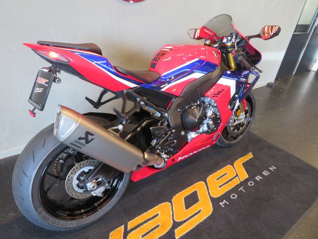 Honda CBR 1000 RR RR-R FIREBLADE SP PERFECT! - foto 3