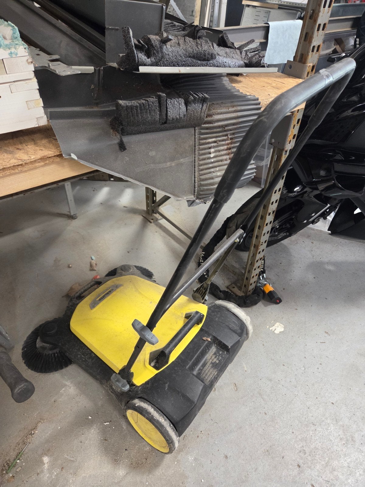 Kärcher borstelmachine met opvangbak, Ophalen, Gebruikt, Overige typen