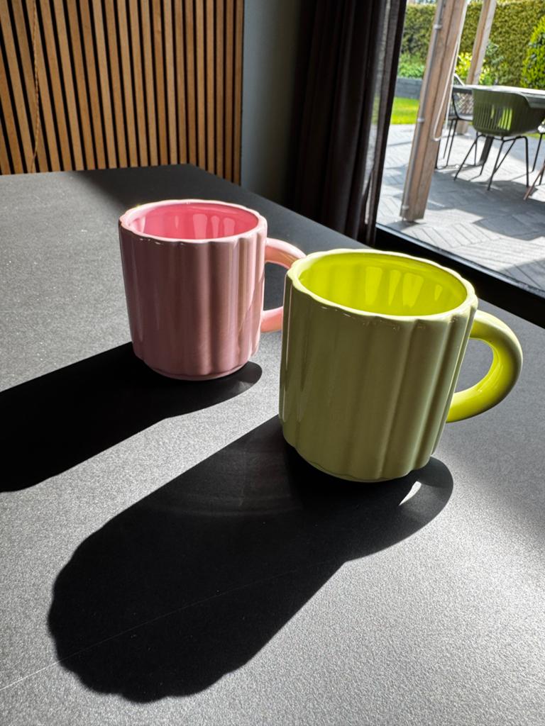 Twee mokken van @klevering “mug tube”, Ophalen of Verzenden, Zo goed als nieuw