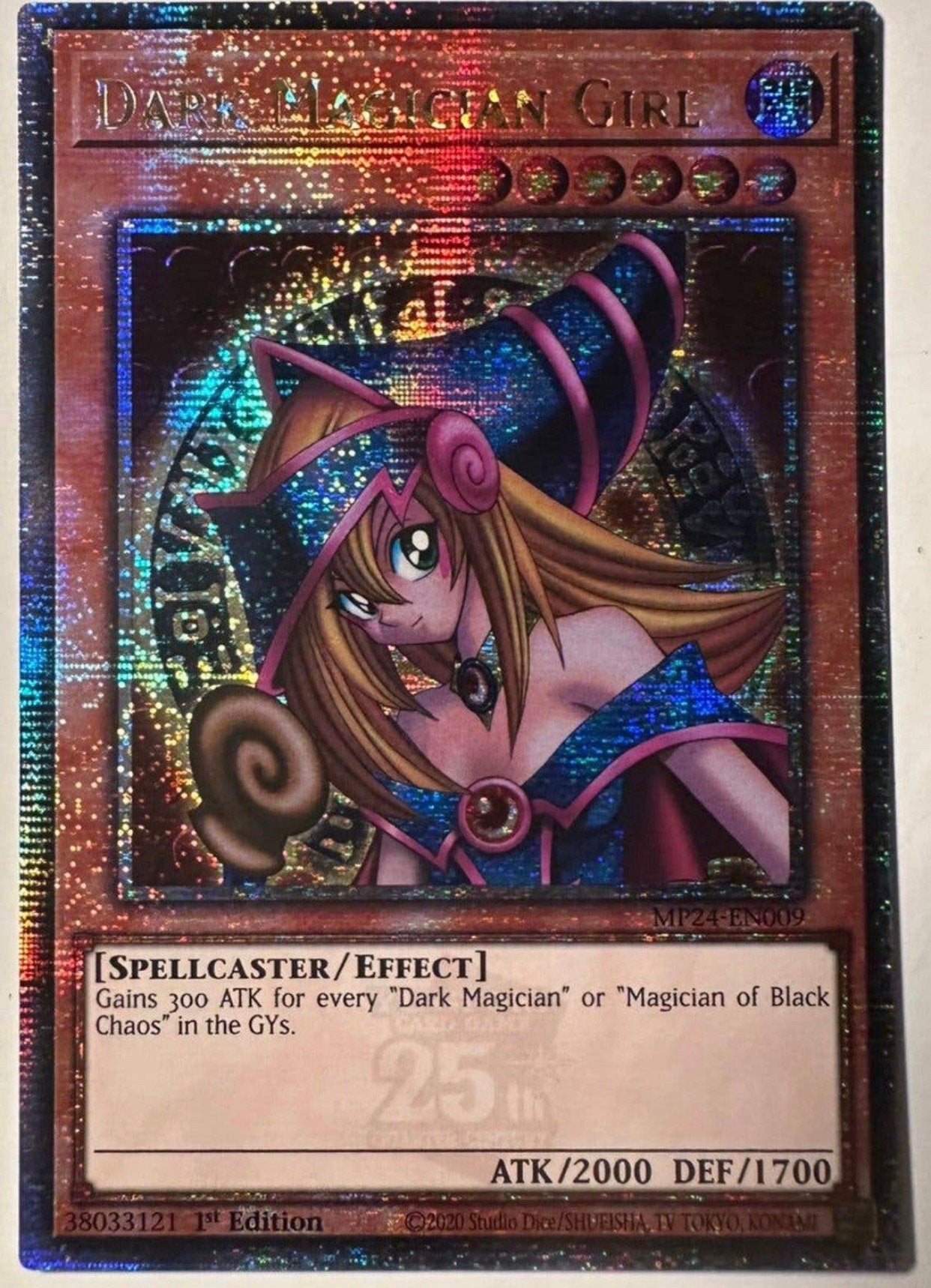 Yu-Gi-Oh! Dark Magician Girl MP24 1st Ed Quartercentury !, Hobby en Vrije tijd, Ophalen of Verzenden, Zo goed als nieuw, Losse kaart
