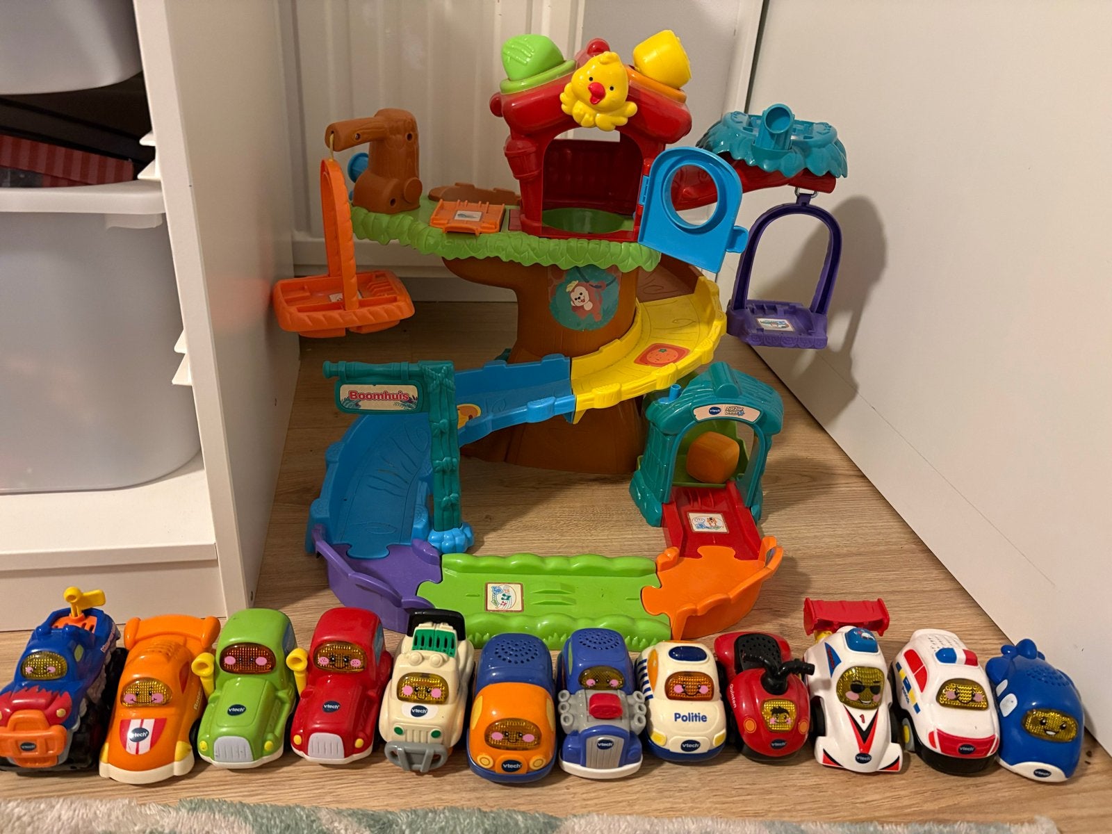 Toet Toet Boomhut met 12 Toet Toet Auto's, Ophalen, Gebruikt