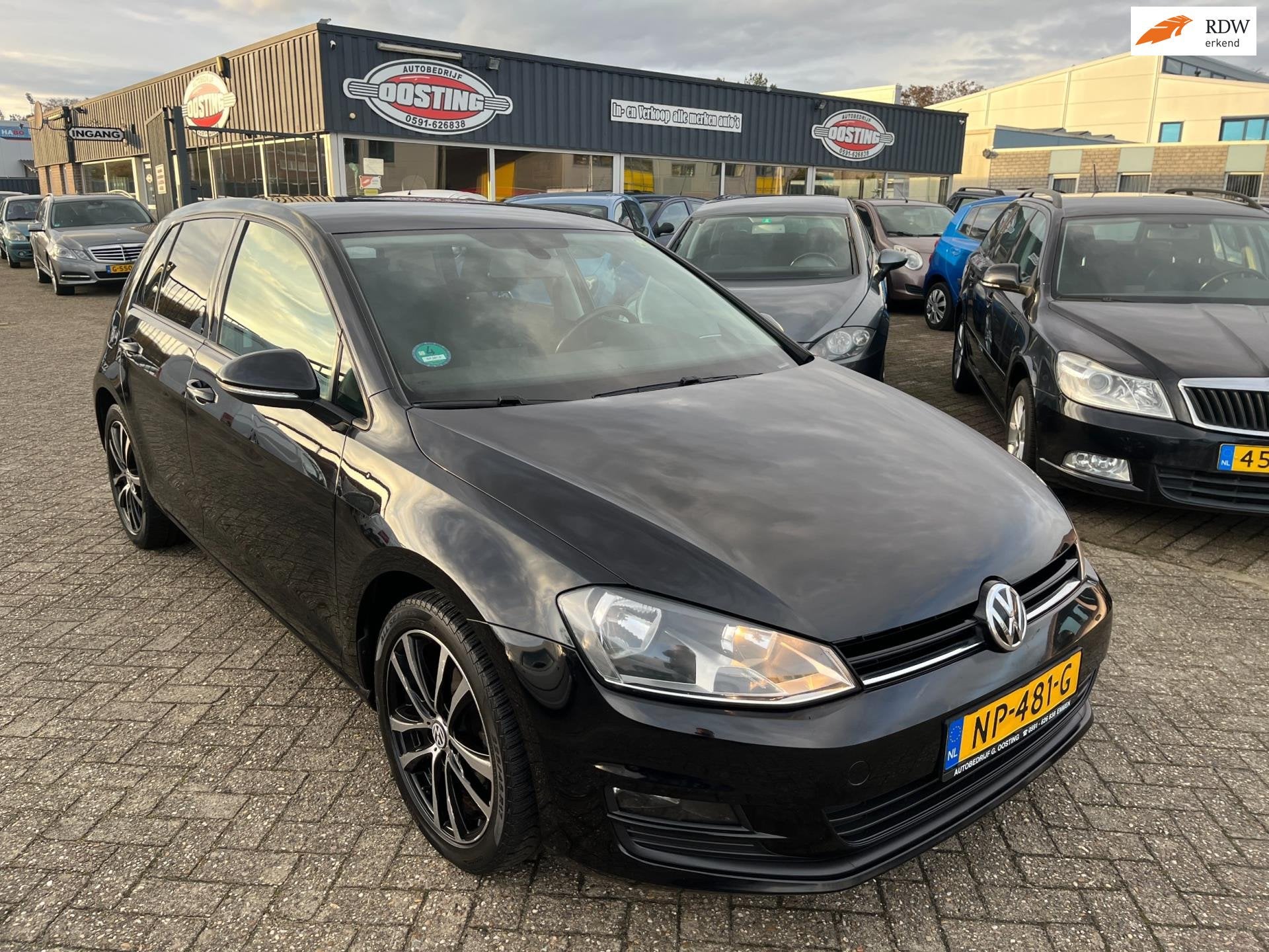 Volkswagen Golf 1.2 TSI Connected Series(st-bekr,clima,5drs,, Voorwielaandrijving, Automatische klimaatregeling, Stof, Gebruikt