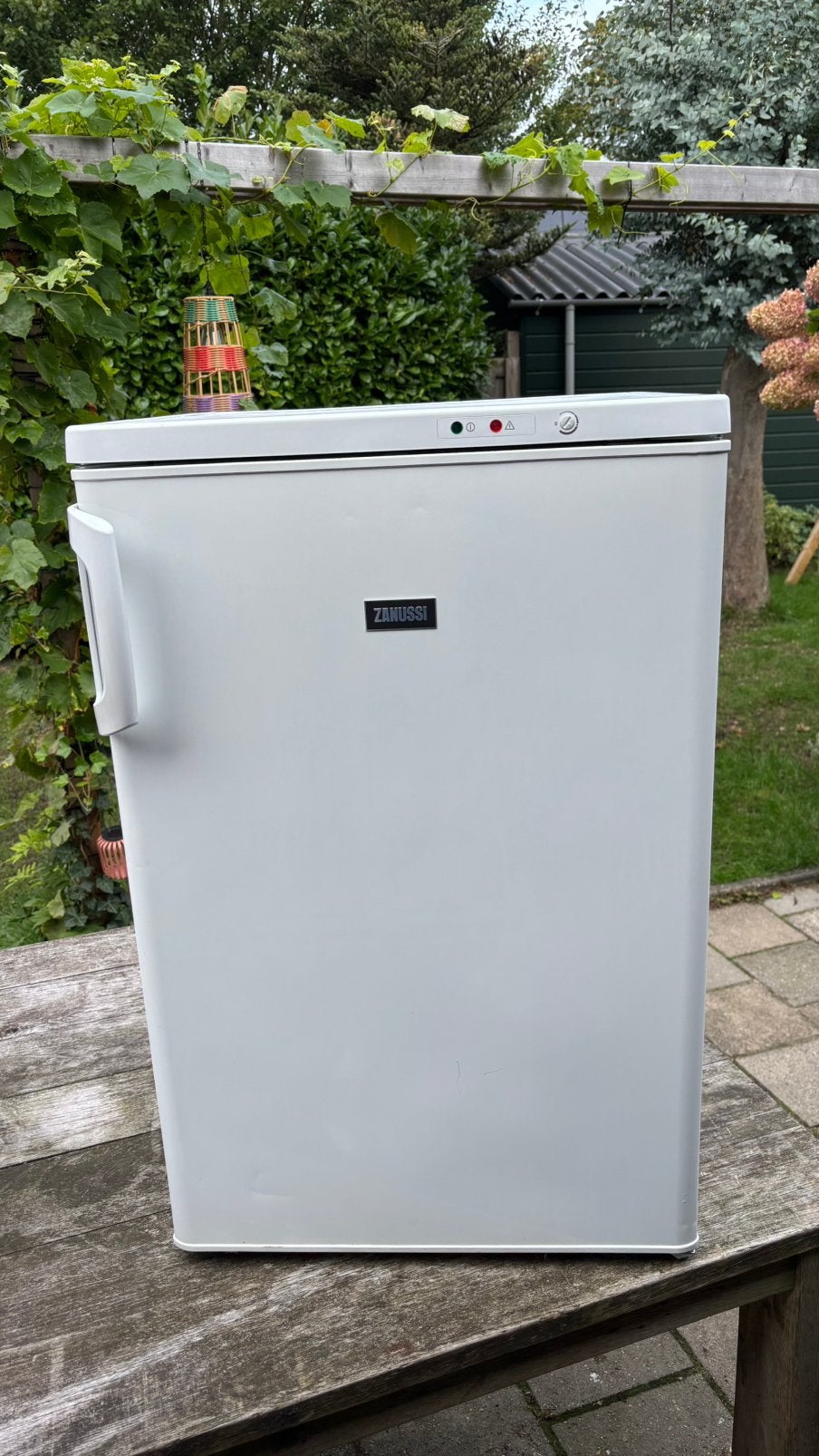 Zanussi vriezer, Witgoed en Apparatuur, Ophalen, Zo goed als nieuw, Minder dan 60 cm