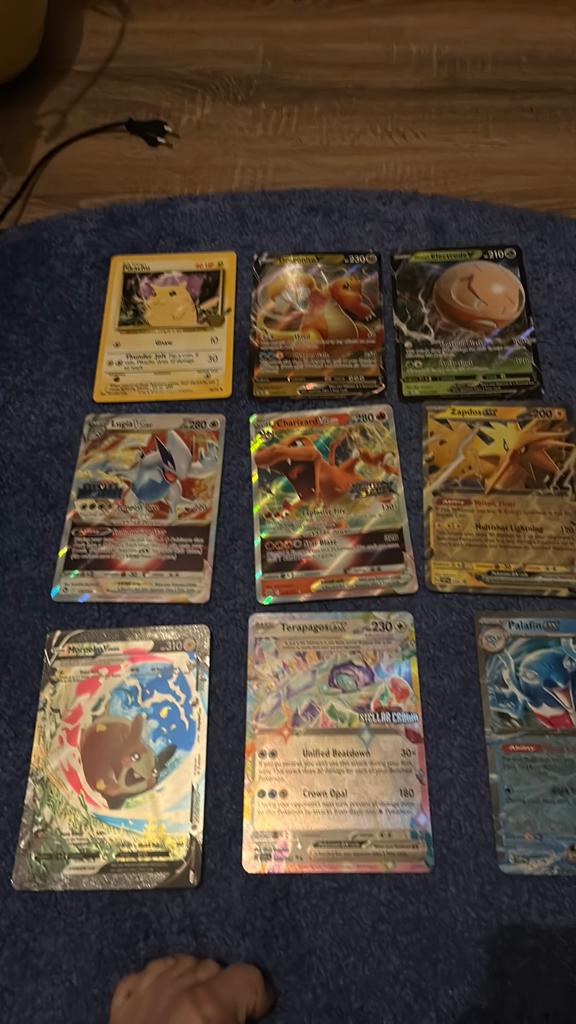 Pokemon kaarten oversised met boek, Hobby en Vrije tijd, Verzamelkaartspellen | Pokémon, Ophalen of Verzenden, Gebruikt, Meerdere kaarten