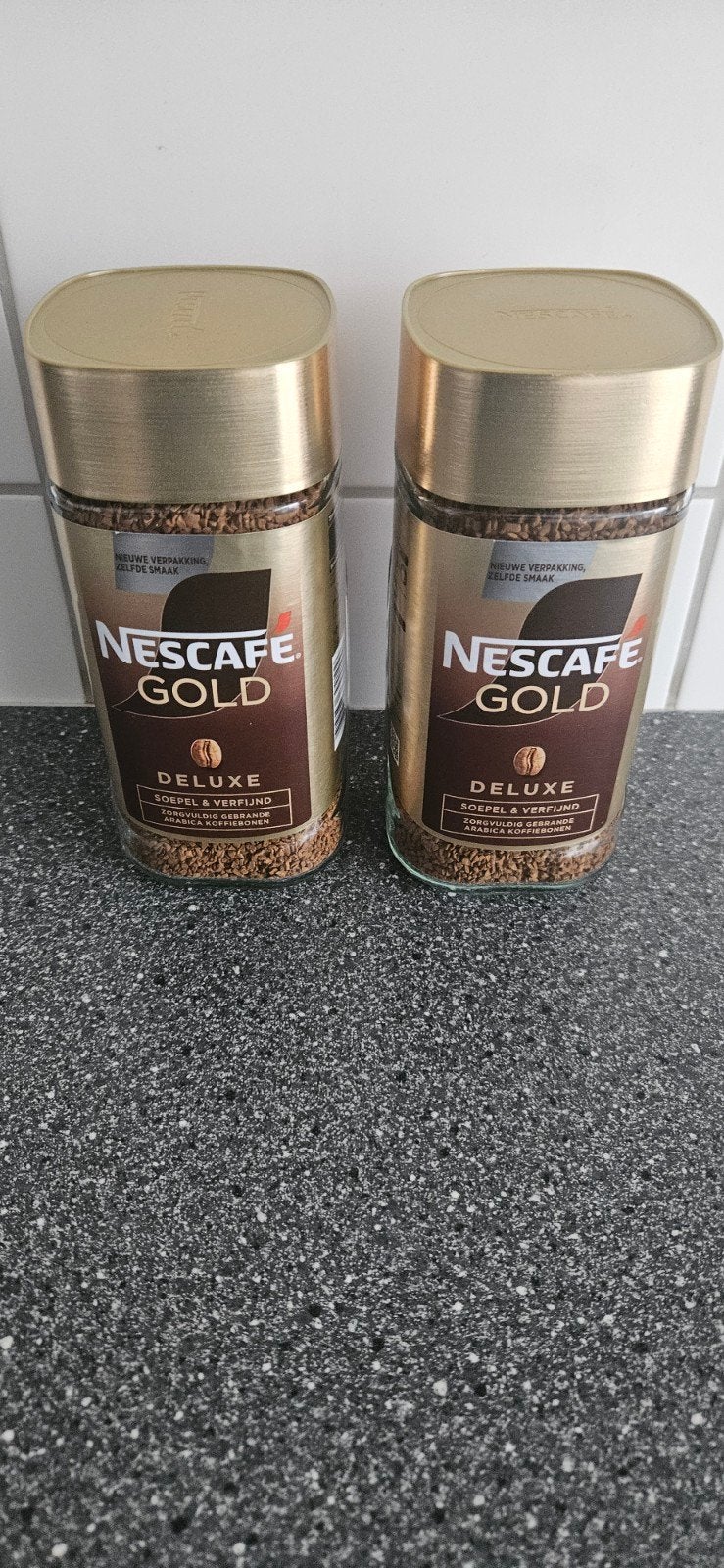 Nescafe Oploskoffie. Ongeopend. €4,50p/st, Ophalen of Verzenden