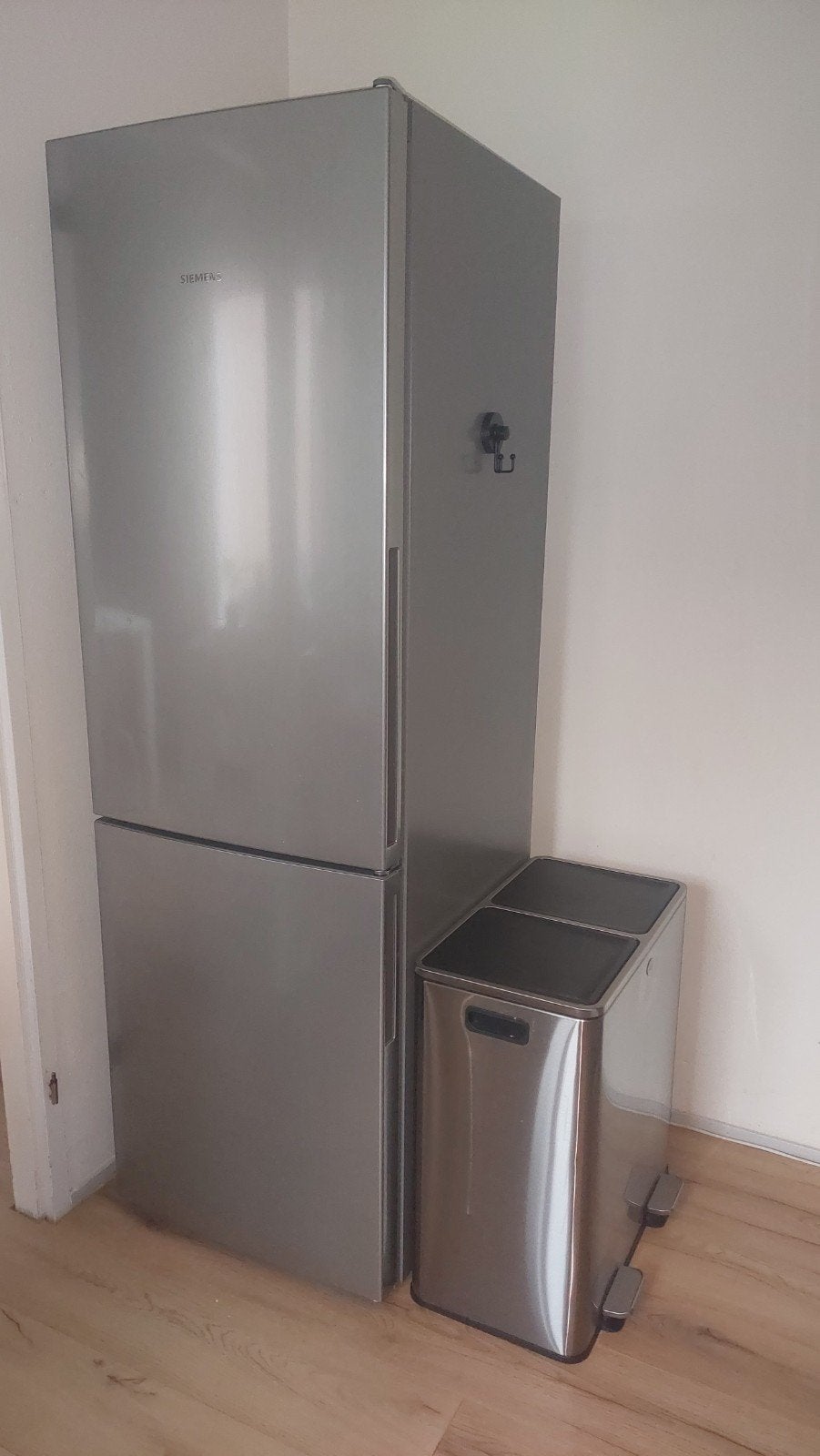 Siemens Koel- vriescombinatie, 3 jaar, Witgoed en Apparatuur, Ophalen, Gebruikt, 200 liter of meer, 60 cm of meer