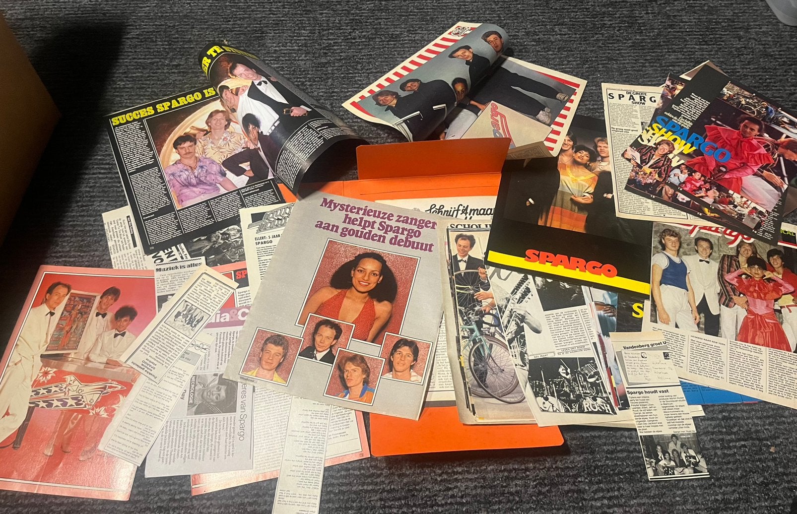Stapel Spargo items, Verzenden, 1980 tot heden, Tijdschrift