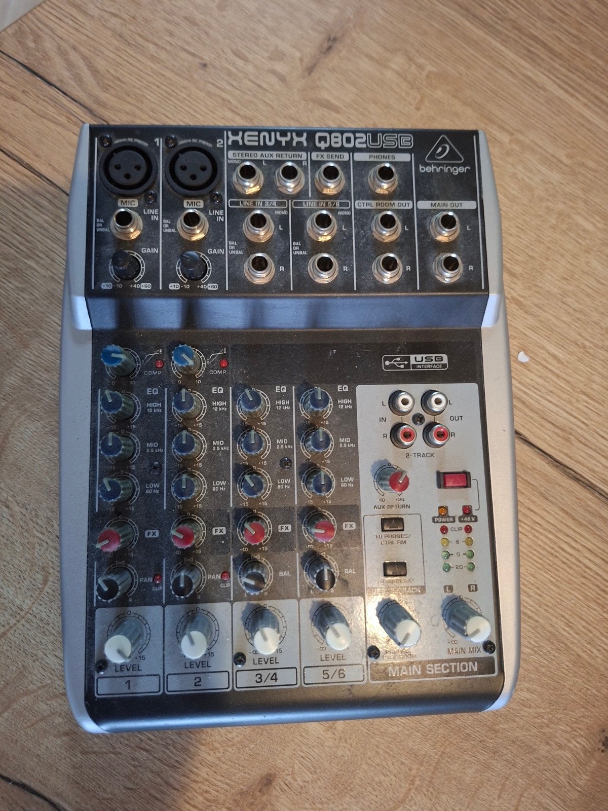 Behringer Xenyx Q802USB Mixer - Ideaal voor monitor speakers, Muziek en Instrumenten, Ophalen of Verzenden, Gebruikt
