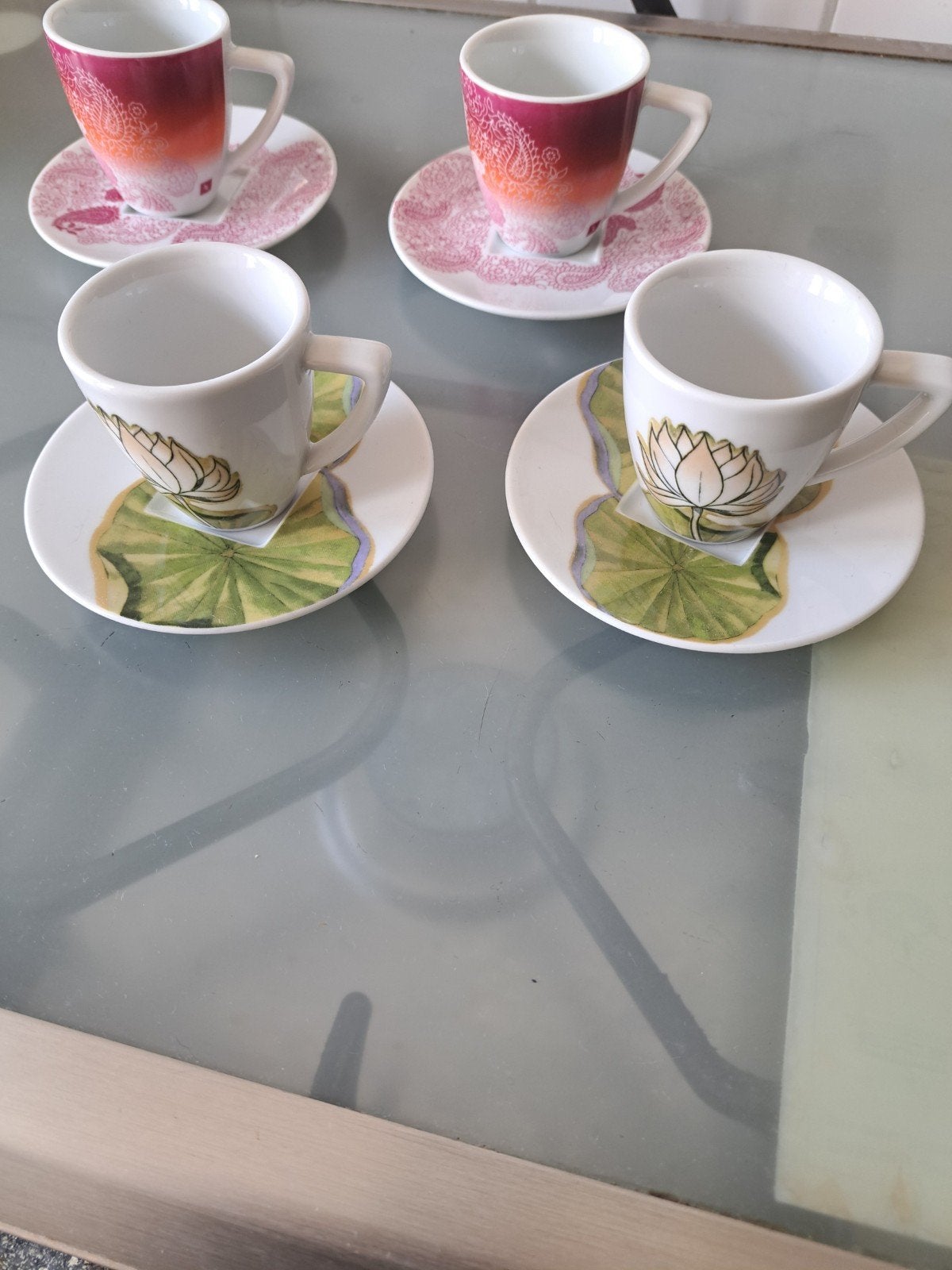 Nespresso Design Collection – 4x Kop en Schotel (Gave staat!, Ophalen of Verzenden
