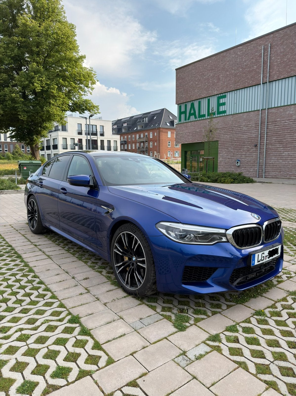 BMW M5 F90 | near Hamburg Germany | Ceramic | No OPF, Automaat, Leder, Vierwielaandrijving, Particulier