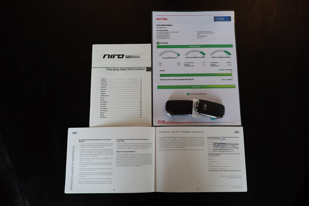 Kia e-Niro DynamicPlusLine 39 kWh 100% SOH! Panoramadak/Stoe, Auto's, Kia, 12 maanden, 136 pk, Gebruikt, Zwart