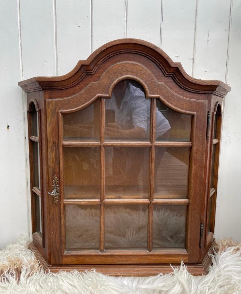Hangkastje  vitrinekastje kast hout, Antiek en Kunst, Ophalen