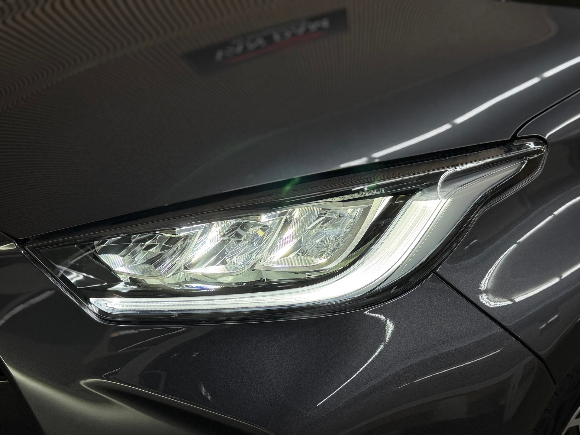 Toyota Yaris 1.5 Hybrid Dynamic 2021 LED CAMERA CLIMA CRUISE, Auto's, Gebruikt, 1490 cc, Bedrijf, 93 pk