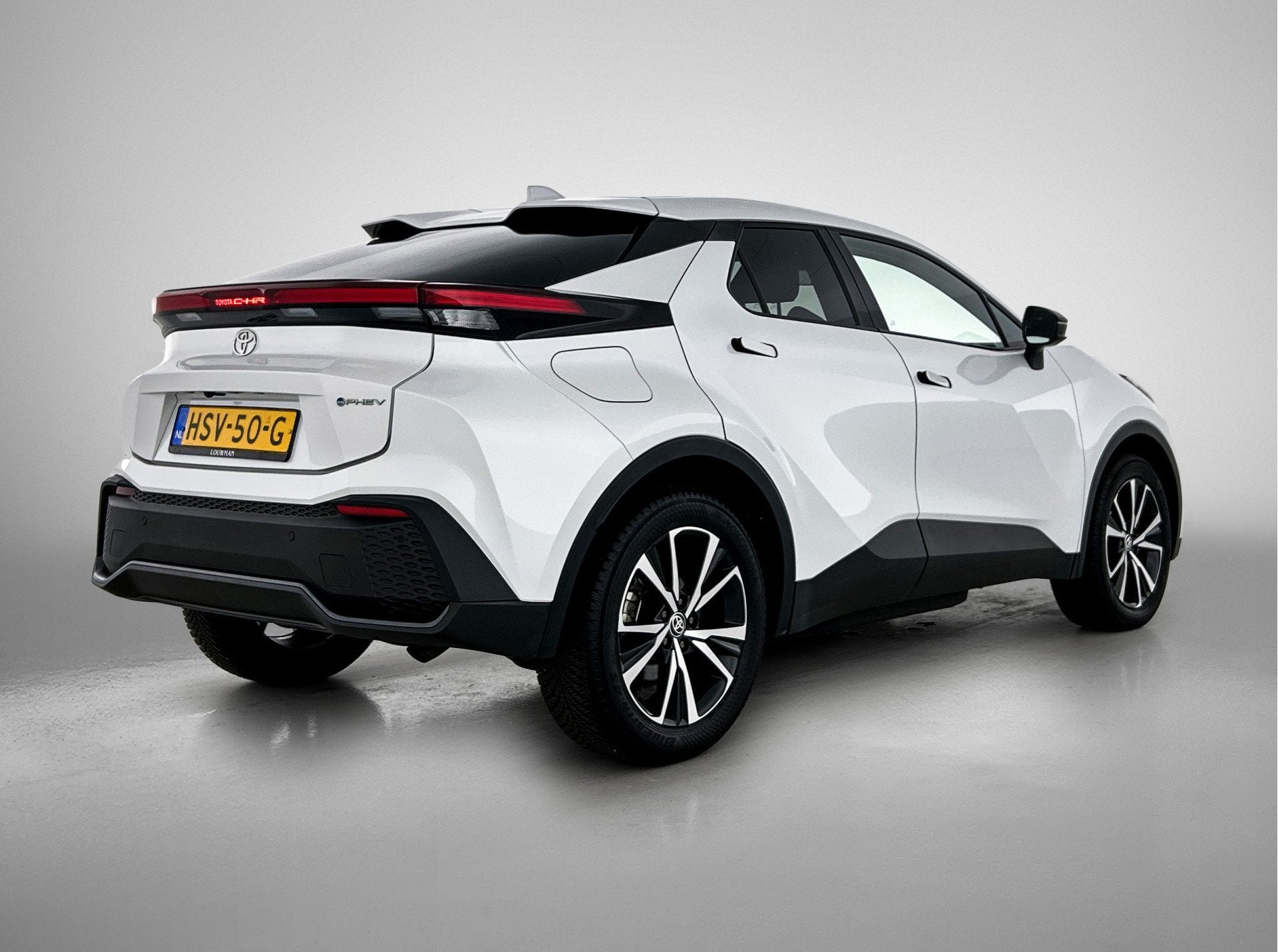 Toyota C-HR 2.0 Plug-in Hybrid 220 Dynamic | NL dealeronderh, Auto's, Toyota, Stof, 4 cilinders, Wit, Bedrijf