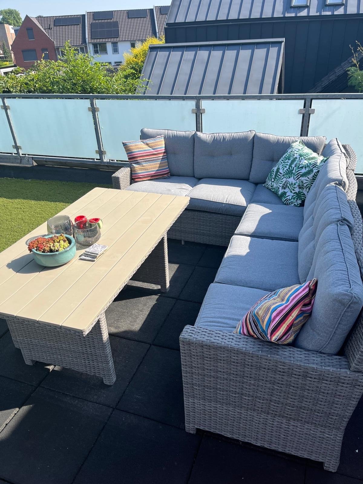 Luxe Wicker Loungeset met Eettafel en Krukjes, Ophalen, 6 zitplaatsen, Zo goed als nieuw, Loungeset