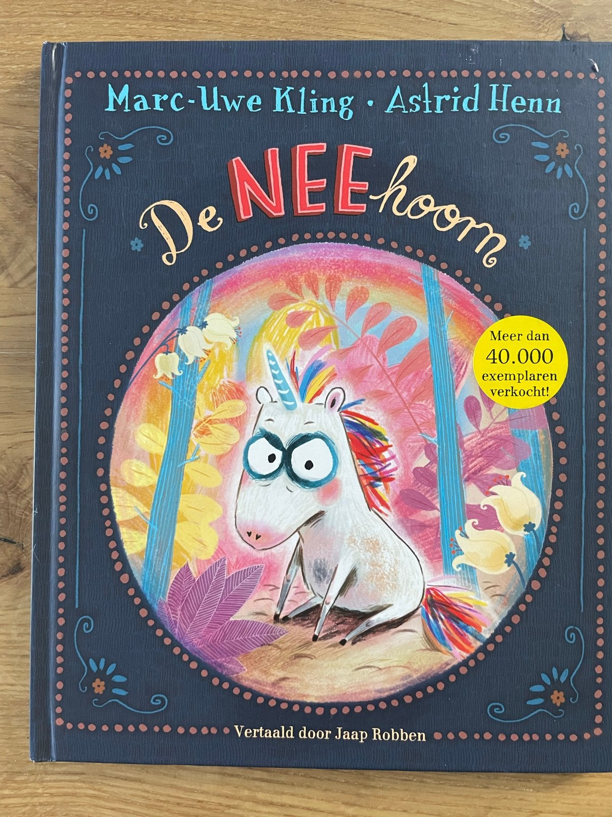 De NEEhoorn - Marc-Uwe Kling & Astrid Henn (Zo goed als nieu, Ophalen of Verzenden, Zo goed als nieuw, Sprookjes