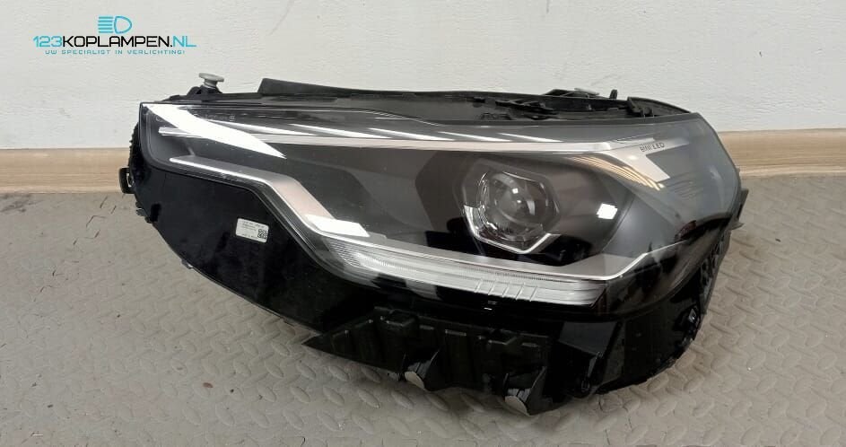 BMW 2 Serie G42 Full Led koplamp links