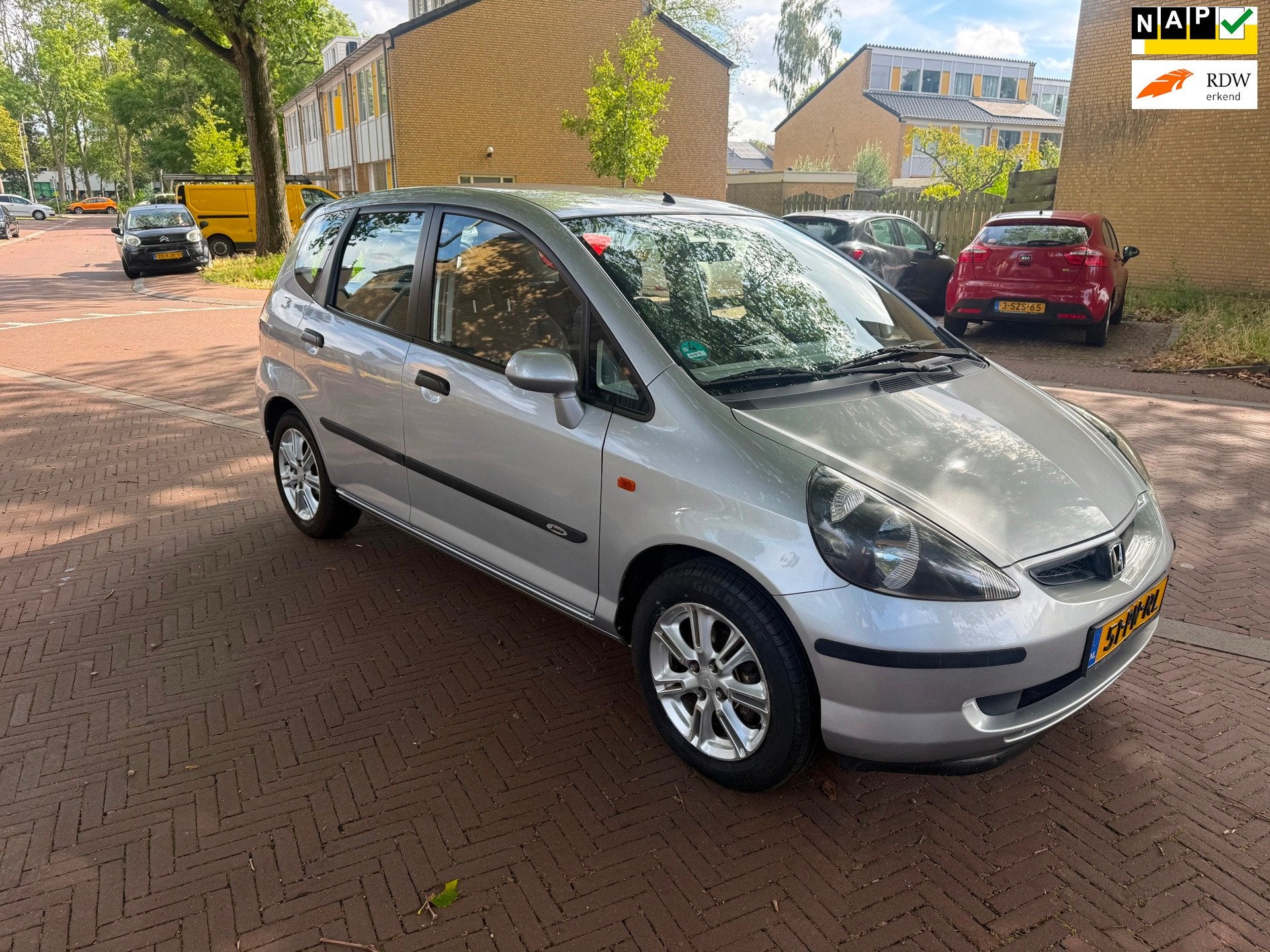 Honda Jazz AUTOMAAT / 144.000 NAP / Airco / Nette auto, 83 pk, 450 kg, 4 cilinders, Metallic lak