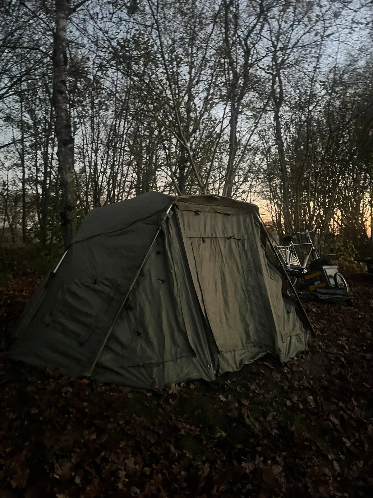 Ultimate tarantula brolly, Watersport en Boten, Hengelsport | Karpervissen, Ophalen