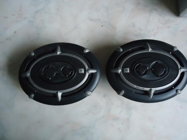 TE KOOP JBL T696 SPECAL EDION 600 WATT 150 WATT RMS, Ophalen, Zo goed als nieuw