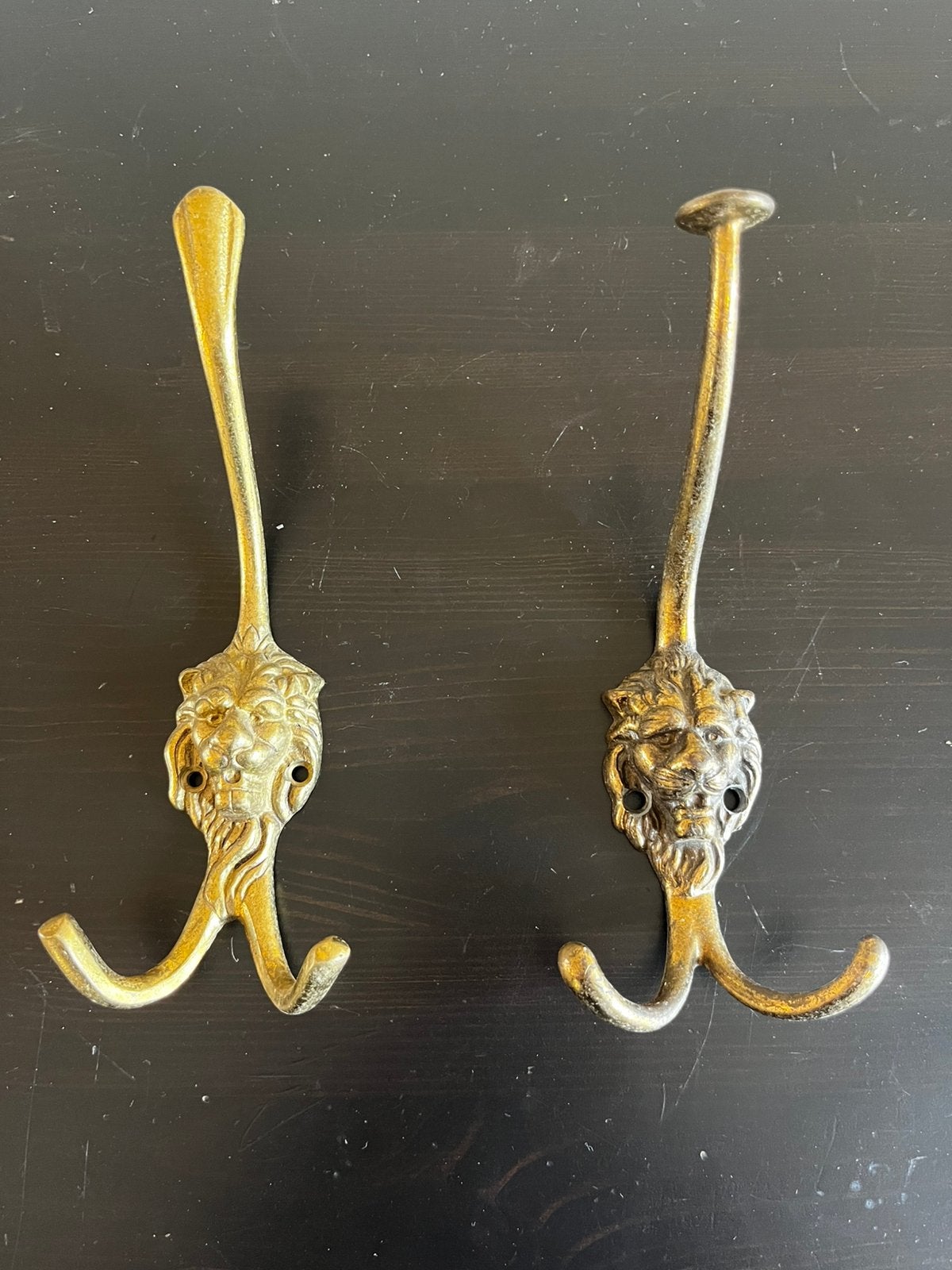 2x messing vintage kapstok, wandhaak,  met leeuwenkop, Antiek en Kunst, Ophalen of Verzenden