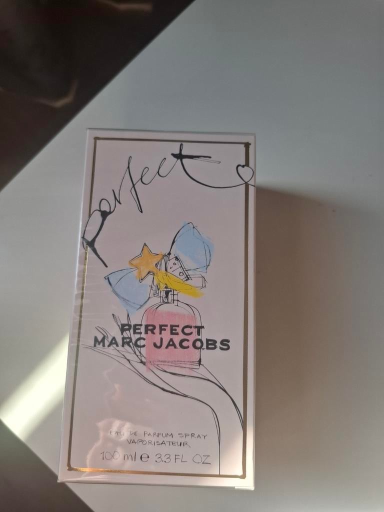 Nieuwe Marc Jacobs Perfect Eau de Parfum 100ml, Sieraden, Tassen en Uiterlijk, Uiterlijk | Parfum, Ophalen of Verzenden, Nieuw