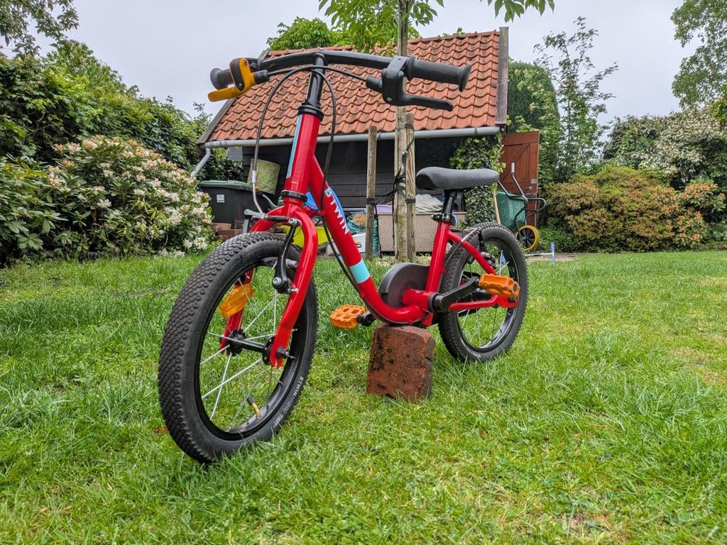 B'Twin Discovery 500 - 14 inch - Zo goed als nieuw, Fietsen en Brommers, Fietsen | Kinderfietsjes, Ophalen, Velgrem, B'Twin, Minder dan 16 inch