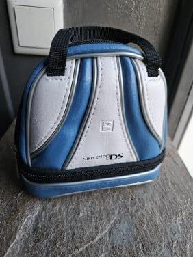 2 x Nintendo DS tas SPORTS Officiële Brunswick Bowling, Ophalen of Verzenden, Nieuw, DS Original of Phat, Hoesje, Tasje of Behuizing