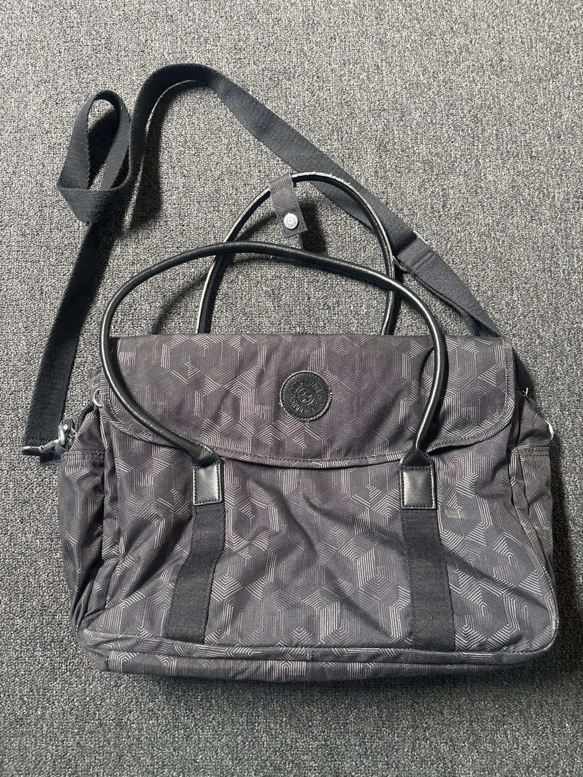 Kipling Schoudertas/laptoptas - Zwart met patroon, Ophalen, Gebruikt, Zwart, Handtas