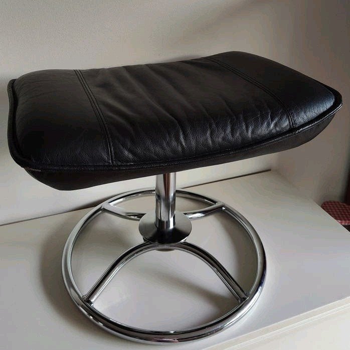 Ekornes Stressless voetenbank hocker leer chroom vintage, Huis en Inrichting, Banken | Voetenbanken en Poefen, Ophalen, Gebruikt