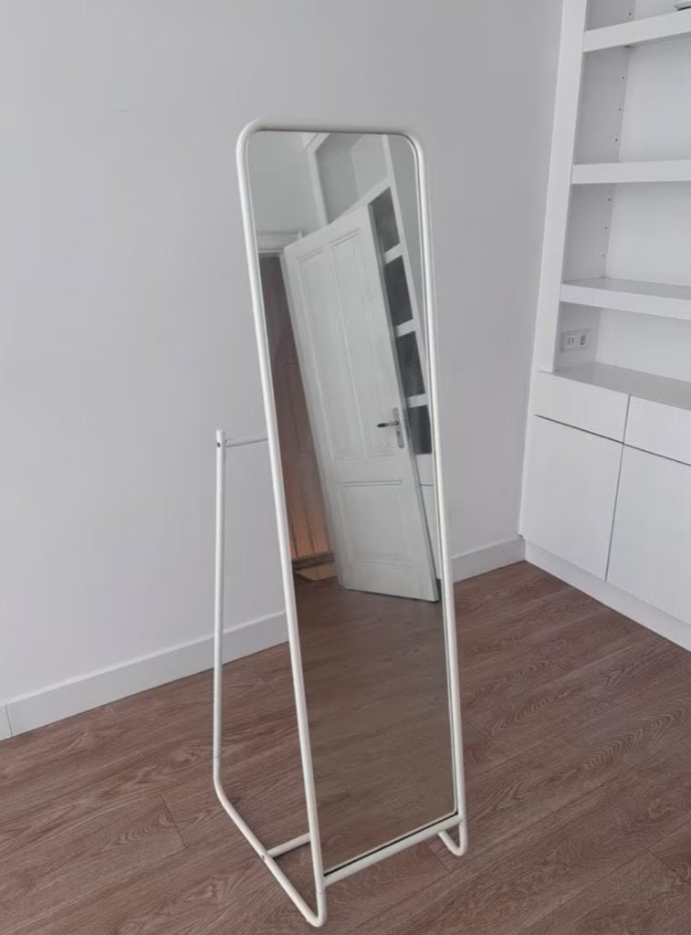 IKEA KNAPPER Staande spiegel, wit, 48x160 cm, Huis en Inrichting, Woonaccessoires | Spiegels, Ophalen, Minder dan 50 cm, Zo goed als nieuw