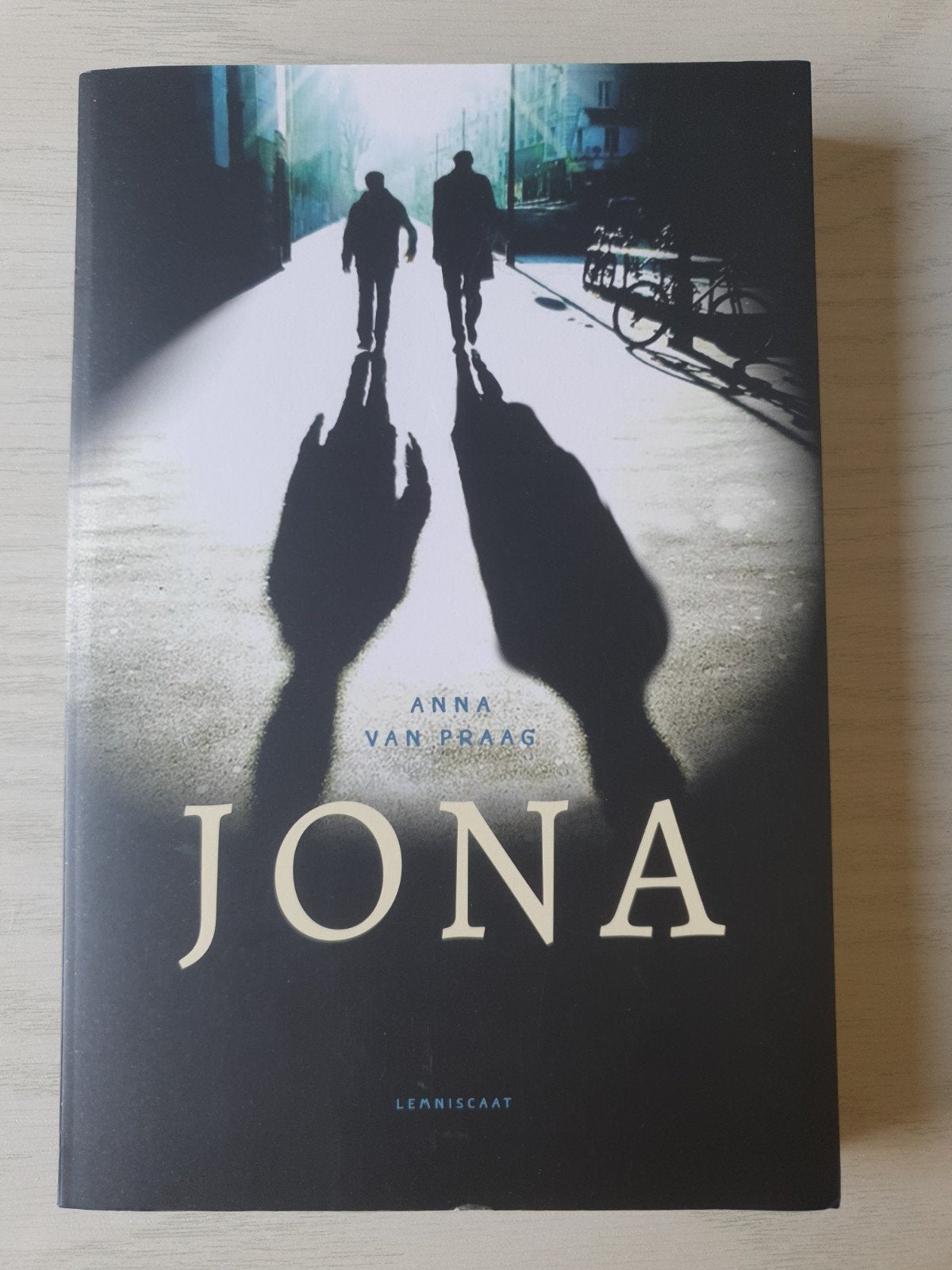 Jona - Anna van Praag (Jeugdboek), Ophalen of Verzenden, Zo goed als nieuw, Anna van Praag, Nederland