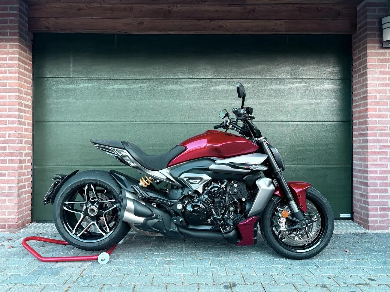 Ducati X Diavel laatste model 1.150 km - BTW MOTOR, Motoren, Motoren | Ducati, Bedrijf, Overig, Ophalen