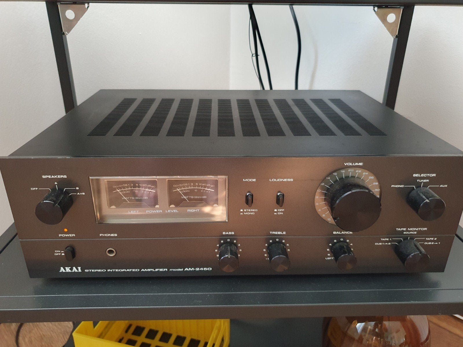 versterker akai am 2450 vintage vu meters igst zwart, Ophalen, Minder dan 60 watt, Overige merken