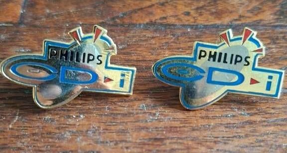 2x Vintage Philips CD-i Speldjes / Pins CDi, Ophalen of Verzenden, Gebruikt, Merk, Speldje of Pin